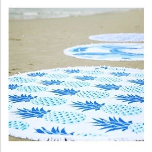 Bonita Beach round towel